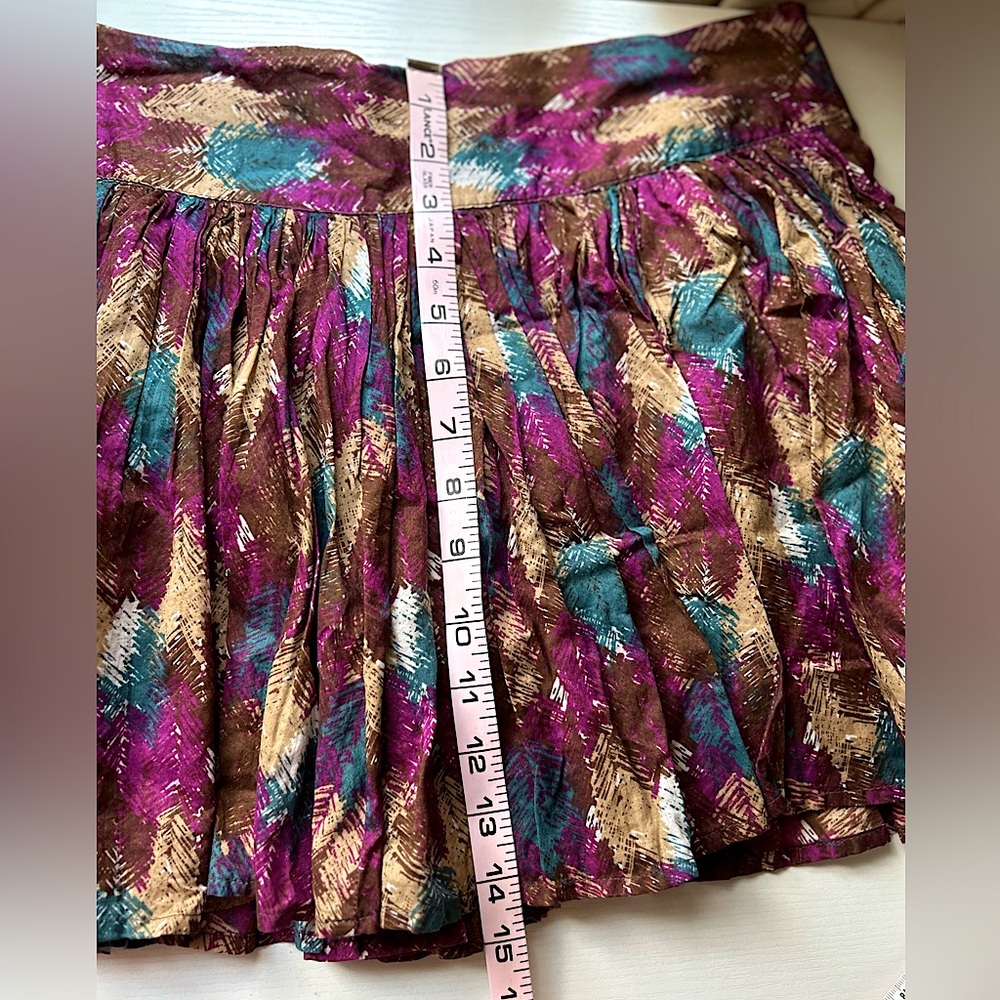 EUC women’s multi-color Red and Blue Purple Smocked Bubble Mini Skirt size 7